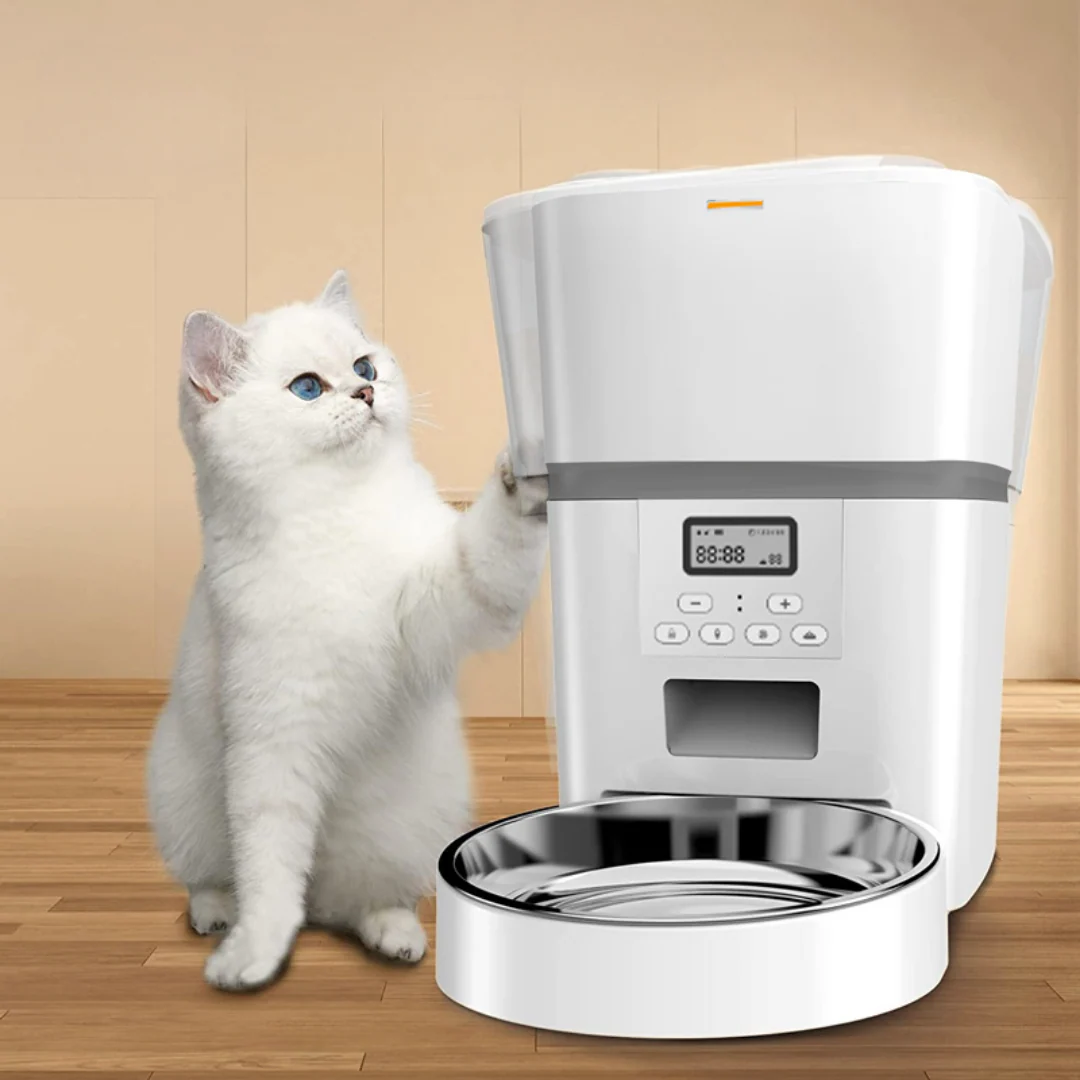 The KittyFeeder™ - Automatic Cat Feeder - Image 9